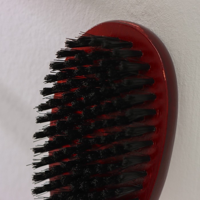 Щётка для одежды Доляна, 23×6,3×3 см, искусственная щетина Щётка для одежды Доляна, 23×6,3×3 см, искусственная щетина