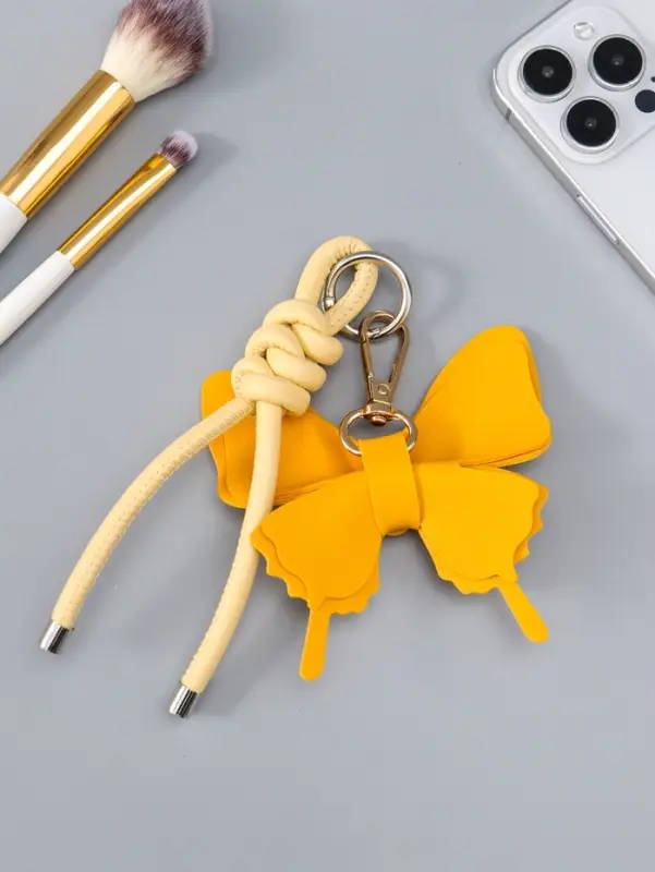 Брелок на карабине "Бабочка с узлом" бежево-рыжий 13,5х9,5х2,5 см