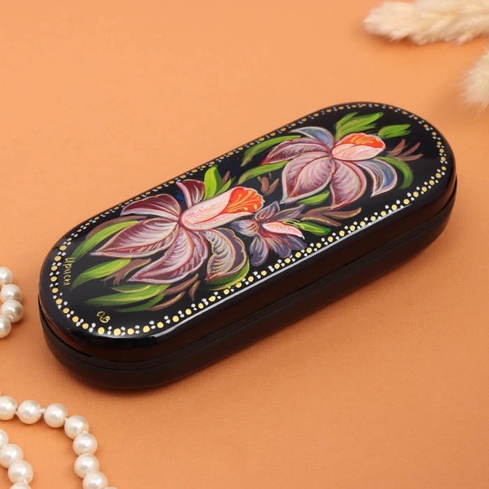 Очечник Очечник "Ирис", чёрный, 17х7 см