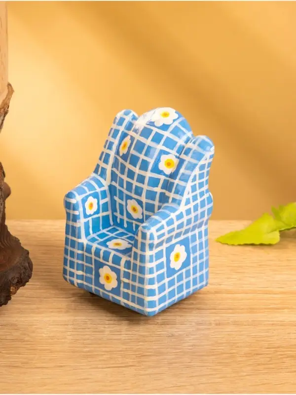 Мебель для кукол &laquo;Кресло с ромашками&raquo;, 8.5&times;5.5&times;4.5 см, дерево