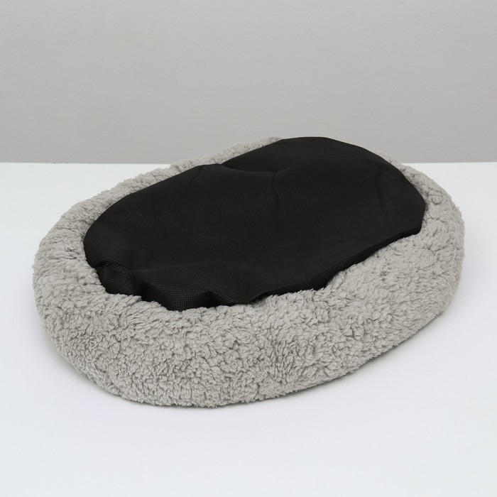 Лежанка для щенков и котят  Лежанка для щенков и котят "Уют", мягкий мех, 38 х 32 х 11 см, серая