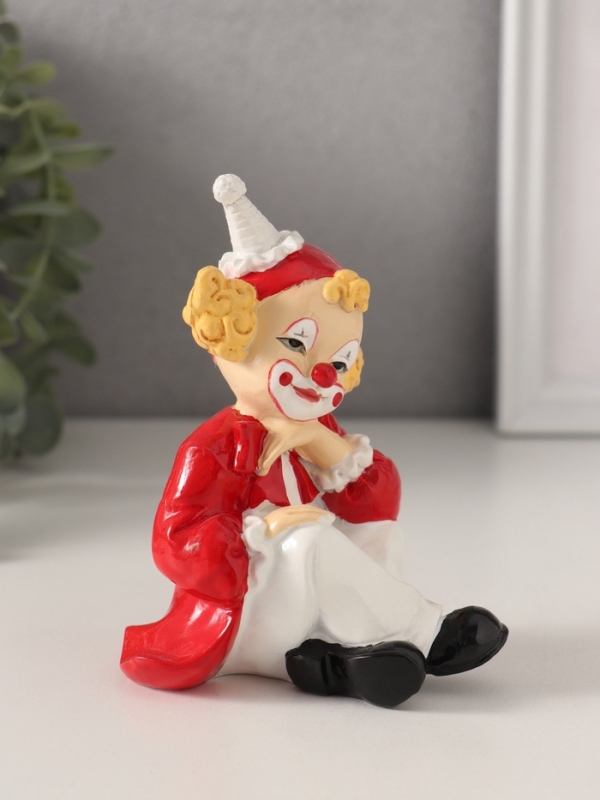 Сувенир полистоун Сувенир полистоун "Клоун застенчивый" бело-красный 9,5х7х11 см