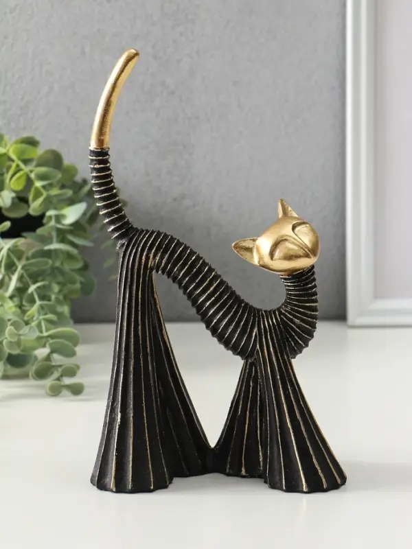 Сувенир полистоун Сувенир полистоун "Кошка в клёшах" чёрно-золотая 7,5х15х25 см