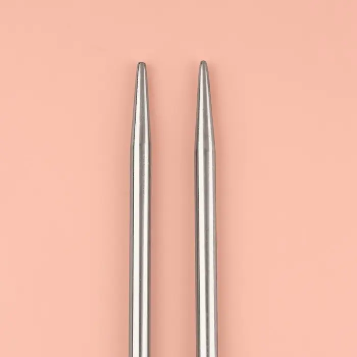 Спицы для вязания, прямые, d=4 мм, 35 см, 2 шт. Спицы для вязания, прямые, d=4 мм, 35 см, 2 шт.