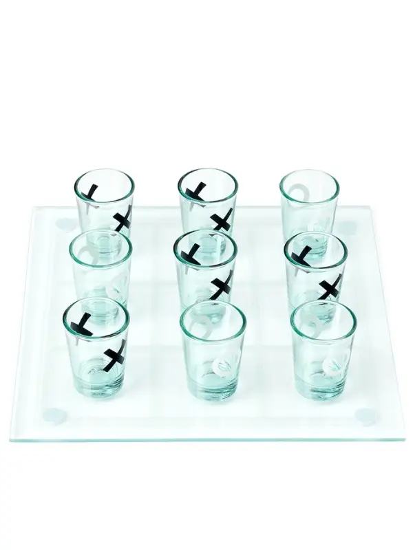 Настольная игра для взрослых &laquo;Пьяные Крестики-нолики&raquo;, 9 стопок, доска 20&times;20 см