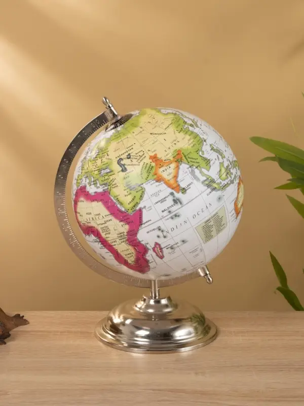 Глобус сувенирный 23х20х29 см, подставка металл Глобус сувенирный 23х20х29 см, подставка металл