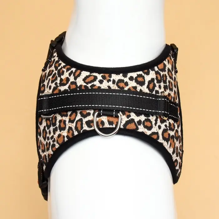 Шлейка К7, размер XL, ОГ 74-92 см, вес 28-47.5 кг, мягкая, светоотражающая, леопард