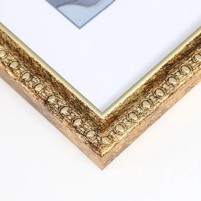 Фоторамка пластик "Камея" 21х30 см, состаренное золото (стекло)