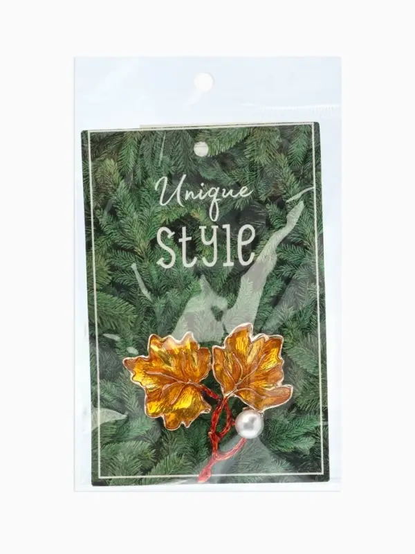 Брошь &laquo;Листья кленовые&raquo;, цветная в золоте