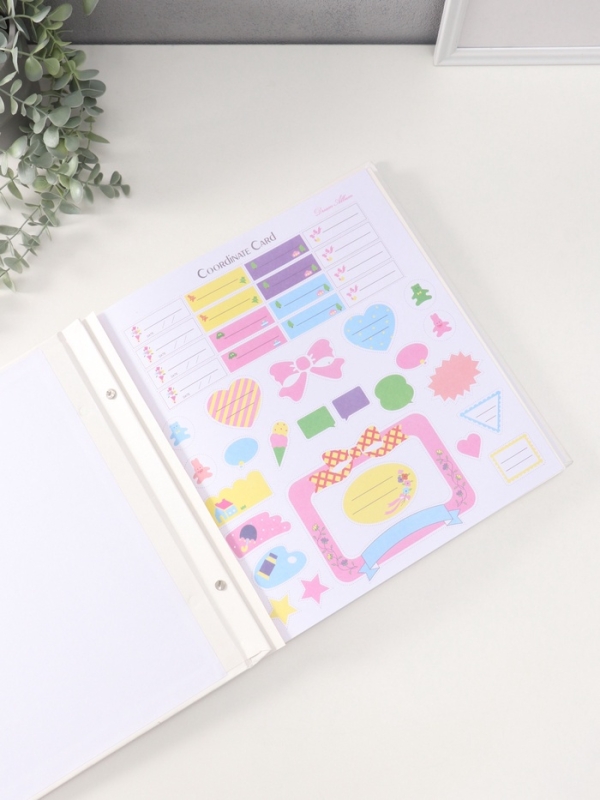 Фотоальбом магнитный 20 листов Фотоальбом магнитный 20 листов "Енотик с сердечком" кожзам, в коробке 2,6х32х33,5 см