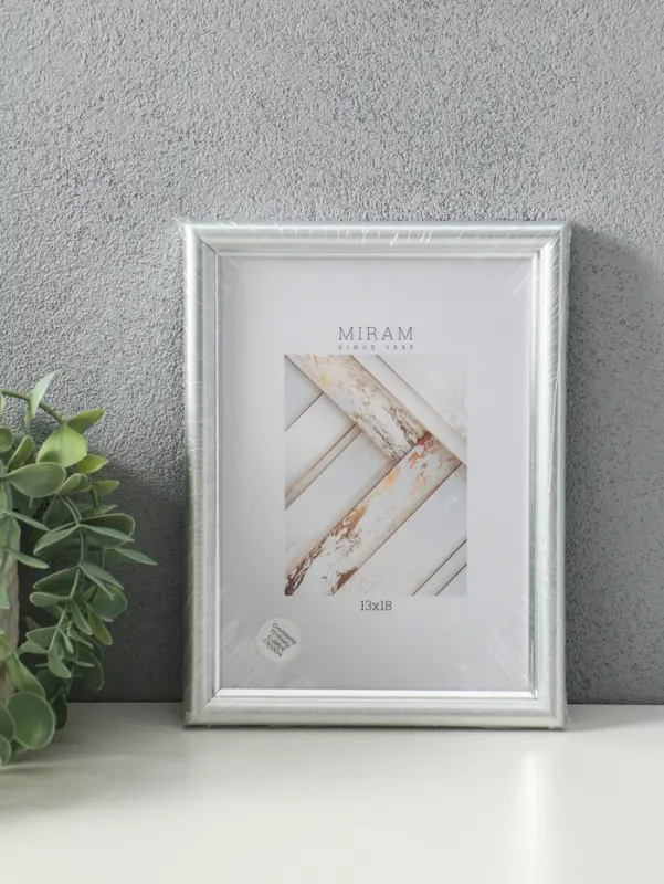 Фоторамка для фото 13&times;18 см &laquo;МИРАМ&raquo;, пластик под серебро, (пластиковый экран)