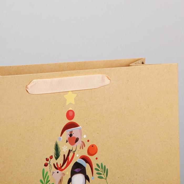 Пакет подарочный новогодний ламинированный «Дружный хоровод», L 31 х 40 х 11.5 см