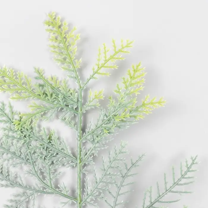 Декор для творчества "Ветка туи" зелёная 33 см