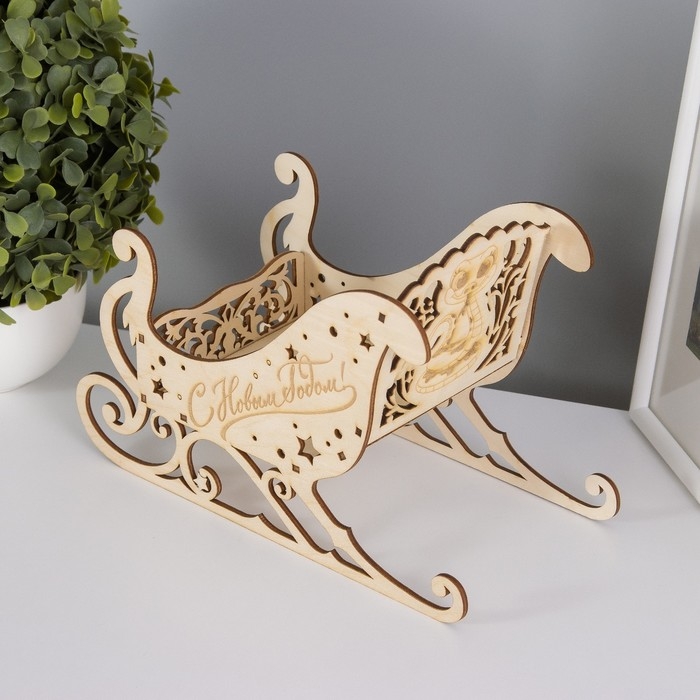 Шкатулка-сани  Шкатулка-сани "Змея. Новый год" 21х14х10 см