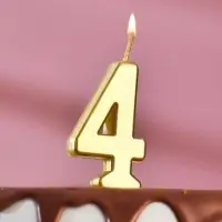 Свеча в торт на шпажке «Цифра 4», золотая, 4.5×2.5 см