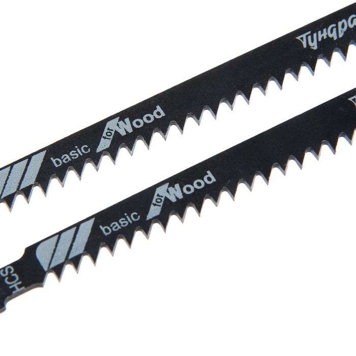 Пилки для лобзиков ТУНДРА, по дереву, прямой грубый рез, HCS, 75/100 х 3 мм, 2 шт. Пилки для лобзиков ТУНДРА, по дереву, прямой грубый рез, HCS, 75/100 х 3 мм, 2 шт.