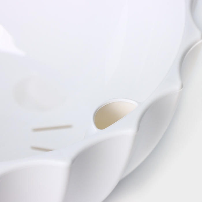 Кашпо для цветов с автополивом «Ракушка», 2,4 л, цвет белый Кашпо для цветов с автополивом «Ракушка», 2,4 л, цвет белый