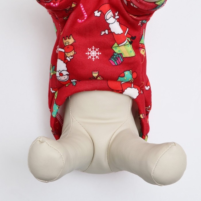 Новый год. Кофта новогодняя для животных  Новый год. Кофта новогодняя для животных "Подарки", размер M, красный (ДС 30, ОШ 26, ОГ 38 см)
