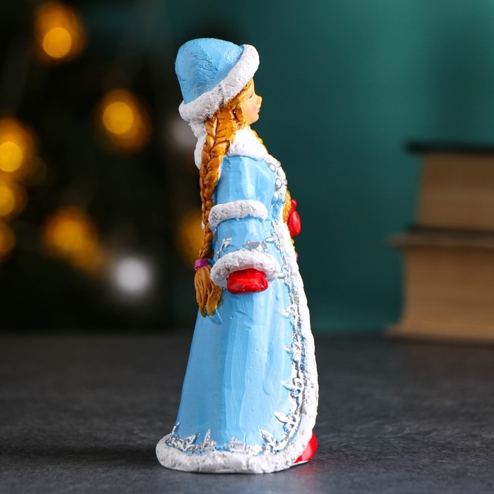 Новогодняя фигура  Новогодняя фигура "Снегурочка в красных варежках" 7х5х14см