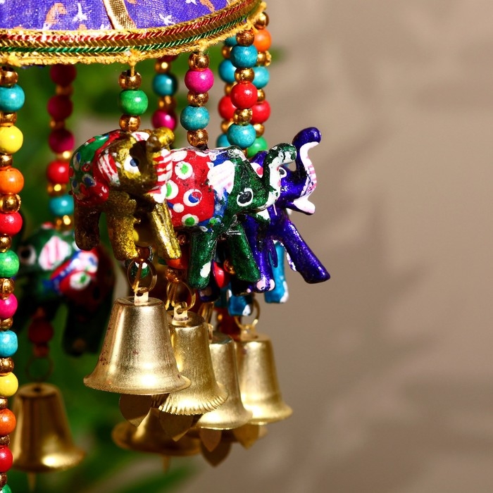 Интерьерная подвеска с колокольчиками  Интерьерная подвеска с колокольчиками "Милые слоники" 16х16х60 см  Микс