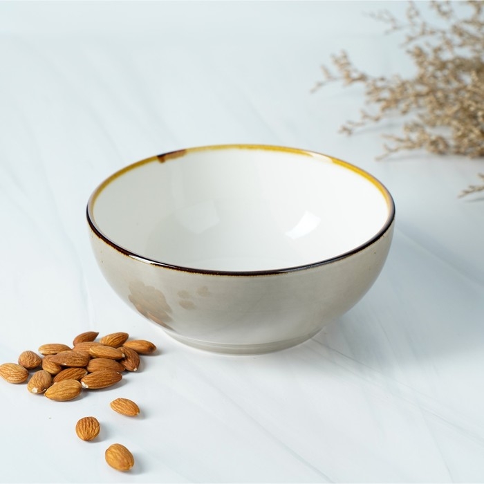 Салатник фарфоровый Magistro «Церера», 1,1 л, 18,5×7,5 см, цвет коричневый Салатник фарфоровый Magistro «Церера», 1,1 л, 18,5×7,5 см, цвет коричневый