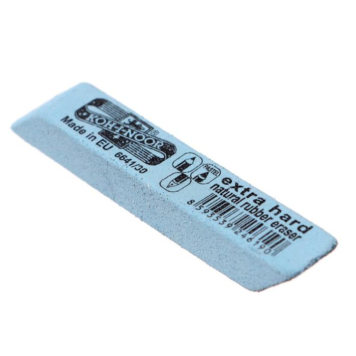 Карандаши 24 цв Koh-I-Noor POLYCOLOR 3824, чёрный пенал-рулон на кнопке из текстиля Карандаши 24 цв Koh-I-Noor POLYCOLOR 3824, чёрный пенал-рулон на кнопке из текстиля