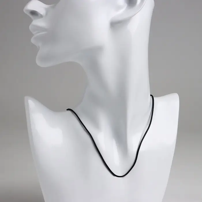 Шнурок кожаный d=1,5мм, 55см, цвет чёрный Шнурок кожаный d=1,5мм, 55см, цвет чёрный