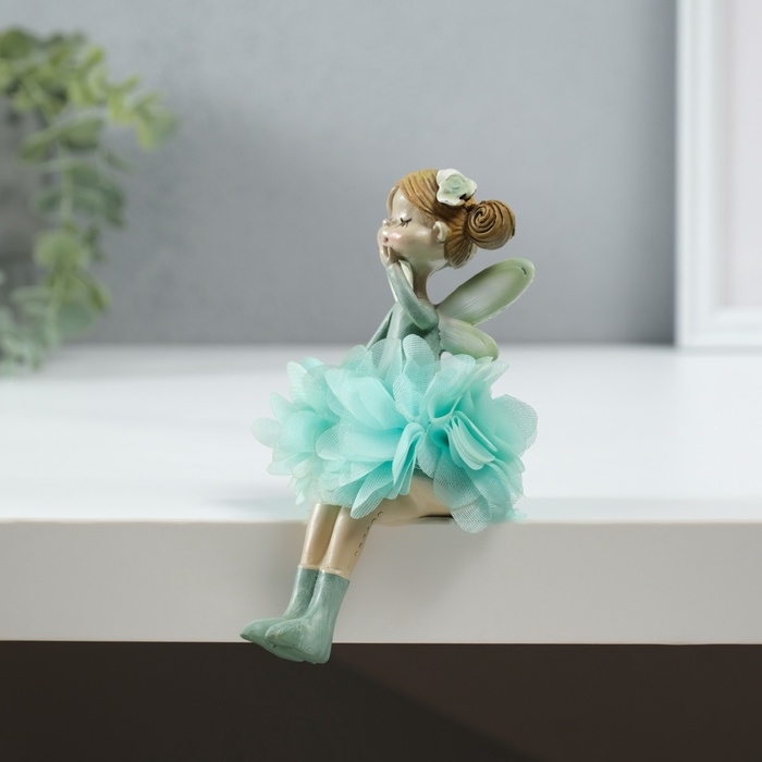Сувенир полистоун  Сувенир полистоун "Девочка в платье из цветочков в гольфах" сидит МИКС 8х6х14 см