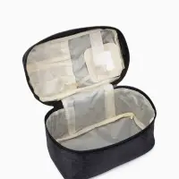 Косметичка-сундучок на молнии, на подкладке, с ручкой, зеркалом, с буквами, чёрная