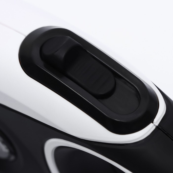 Рулетка DIIL, 8 м, до 50 кг, лента, прорезиненная ручка, белая с чёрным Рулетка DIIL, 8 м, до 50 кг, лента, прорезиненная ручка, белая с чёрным