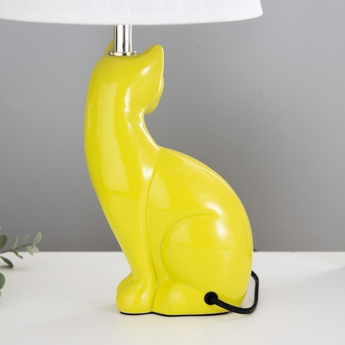 Настольная лампа Настольная лампа "Кошечка" Е27 40Вт бело-фисташковый 25х25х46 см RISALUX