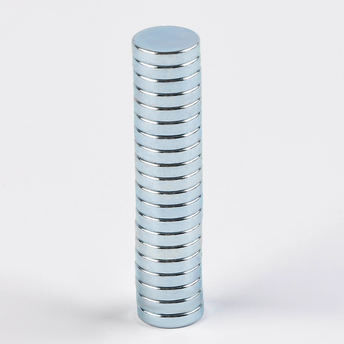 Магнит неодимовый , размер 1 шт. — 8 × 8 × 2 мм, набор 20 шт. Магнит неодимовый , размер 1 шт. — 8 × 8 × 2 мм, набор 20 шт.