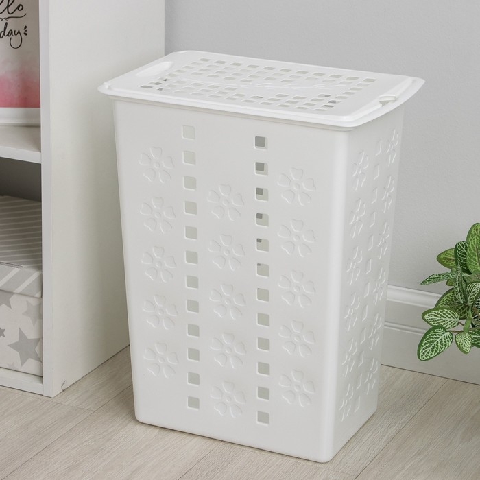 Корзина бельевая с крышкой «Виолетта», 30 л, 36×26,5×47,5 см, цвет белый Корзина бельевая с крышкой «Виолетта», 30 л, 36×26,5×47,5 см, цвет белый