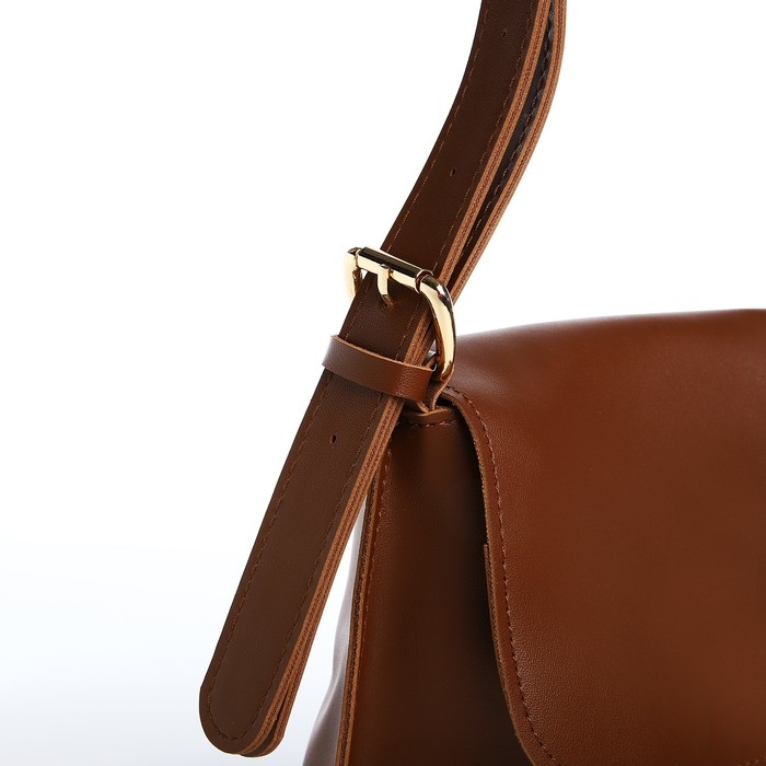 Сумка-мессенджер на магните, цвет коричневый Сумка-мессенджер на магните, цвет коричневый