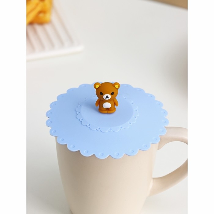 Крышка-непроливайка силиконовая Доляна «Мишка», d=11 см, цвет голубой Крышка-непроливайка силиконовая Доляна «Мишка», d=11 см, цвет голубой