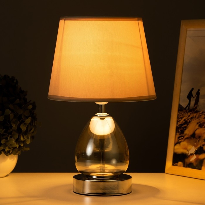 Лампа настольная 16712/1 E27 40Вт хром 22х22х32 см RISALUX Лампа настольная 16712/1 E27 40Вт хром 22х22х32 см RISALUX