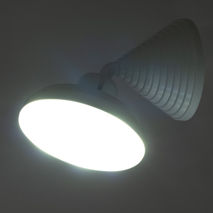 Бра c датчиком движения "Лоджио" LED 1Вт 6000К USB АКБ белый 6,4х8,2 см