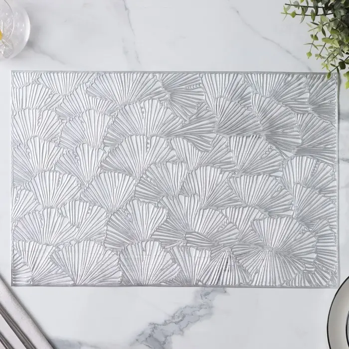 Салфетки сервировочные на стол Доляна &laquo;Веер&raquo;, 4 шт., 30&times;45 см, серебряные