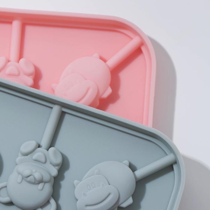 Форма для леденцов «Зоопарк», силикон, 14,5×14,5×1,5 см, 8 ячеек (3×2,5 см), с палочками, цвет МИКС Форма для леденцов «Зоопарк», силикон, 14,5×14,5×1,5 см, 8 ячеек (3×2,5 см), с палочками, цвет МИКС