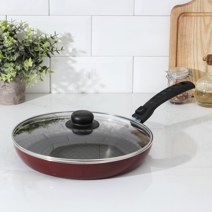 Сковорода «Альфа», d=28 см, съёмная ручка, стеклянная крышка, антипригарное покрытие, цвет бордовый Сковорода «Альфа», d=28 см, съёмная ручка, стеклянная крышка, антипригарное покрытие, цвет бордовый