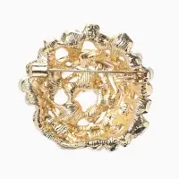 Брошь &laquo;Жемчуг&raquo;, гнездо, цвет белый в золоте