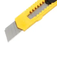 Нож канцелярский, лезвие 18 мм, корпус пластик, фиксатор, блистер, МИКС