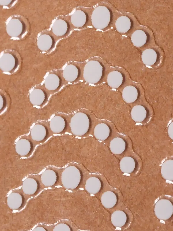 Наклейки для ногтей «Бусинка», белые