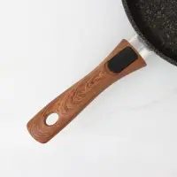Сковорода KUKMARA Granit ultra original, d=24 см, съёмная ручка, антипригарное покрытие, литой алюминий, чёрная