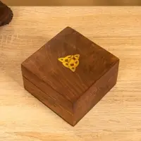 Шкатулка "Трикветр" 10х10х6 см, дерево шишам