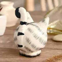 Сувенир дерево "Кошечка" белая 6х9х6 см