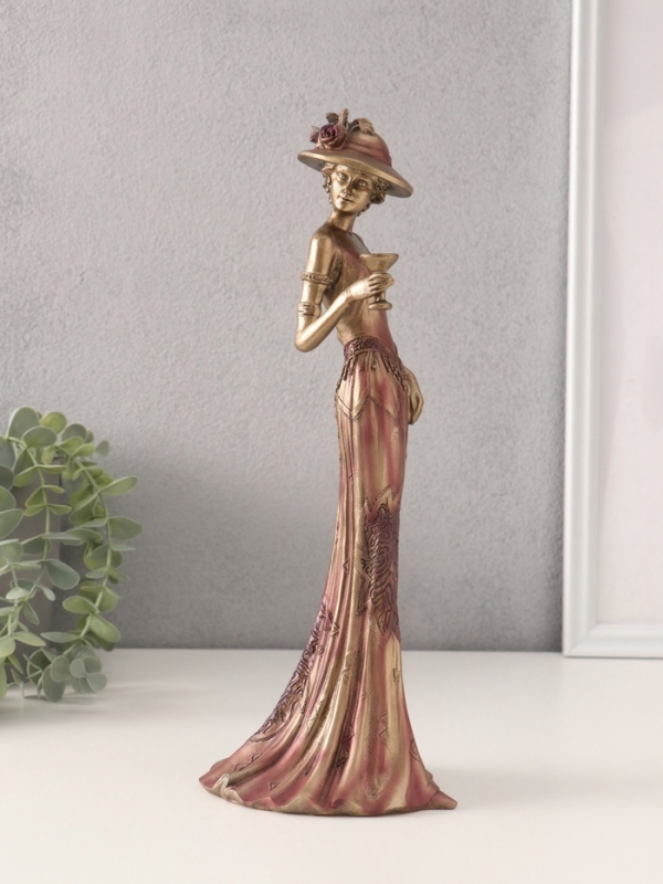 Сувенир полистоун Сувенир полистоун "Девушка в платье 20-30-х годов с бокалом" 12,5х9,5х31,5 см
