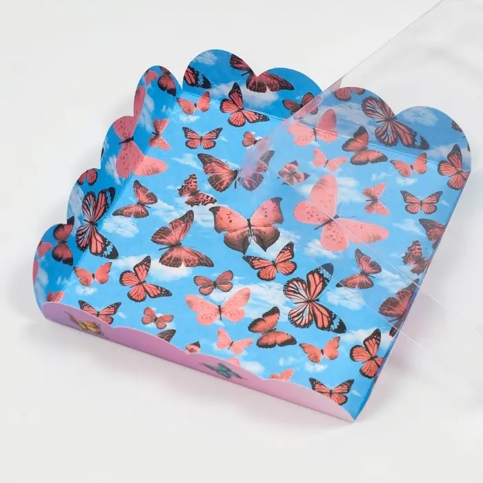 Коробка для печенья, «Бабочки в небе», 15×15×3 см