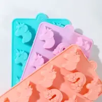 Форма для шоколада Доляна &laquo;Сказка.Пони&raquo;, силикон, 22&times;10.7&times;1.5 см, 12 ячеек, МИКС