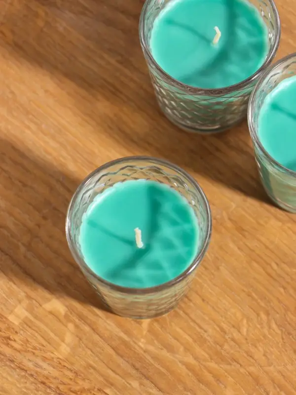 Ароматическая свеча в стакане, набор 3 шт., по 50 мл, 10 ч, 32 г, хвойная иголка